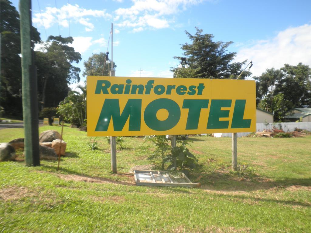 Motel Rainforest